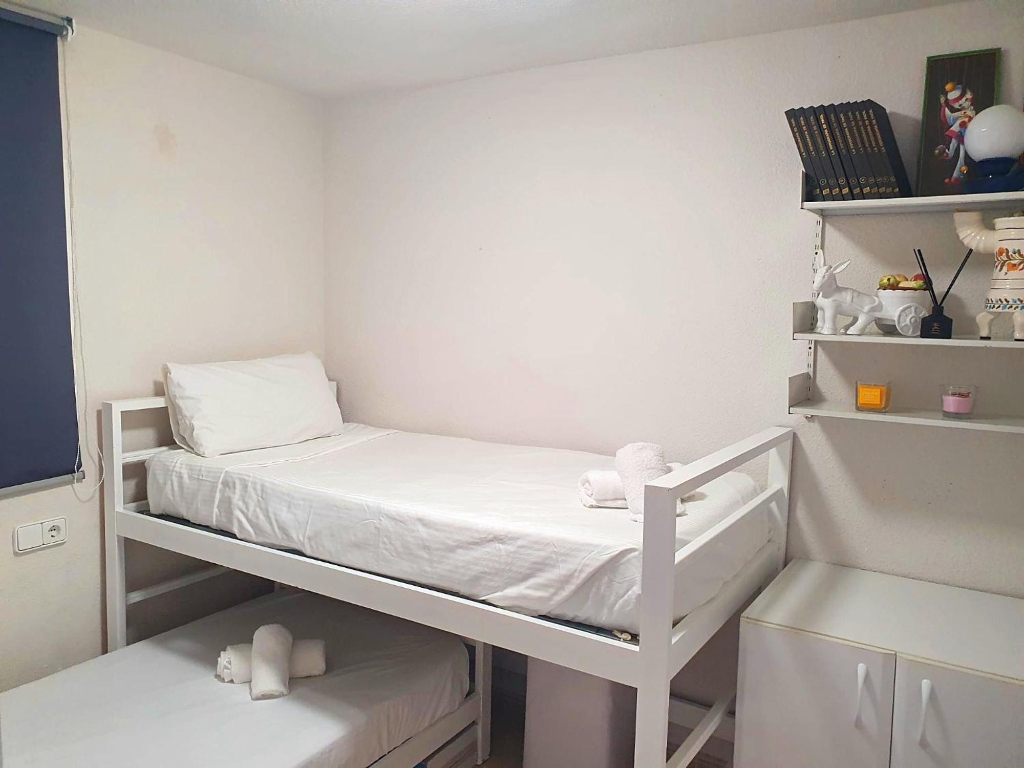 Three Bedrooms Apart In Benidorm Near Beach And Strip Zewnętrze zdjęcie