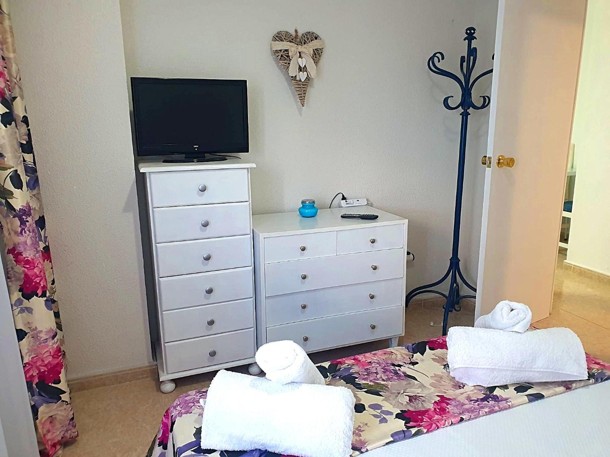 Three Bedrooms Apart In Benidorm Near Beach And Strip Zewnętrze zdjęcie